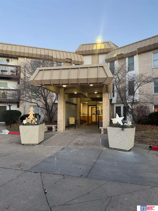 4000 S 56th Street #131C, Lincoln, NE 68506