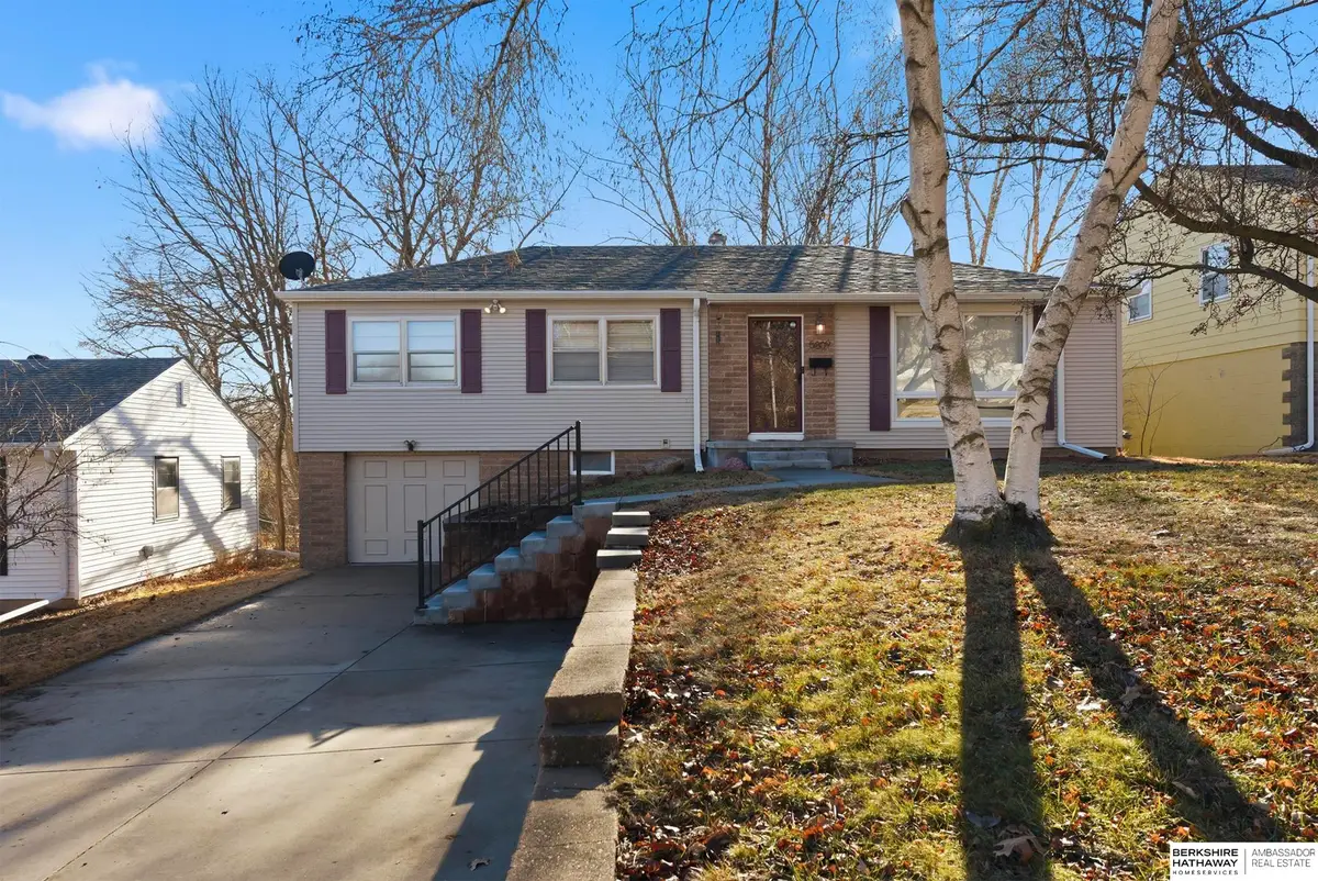 5809 Charles Street, Omaha, NE 68132 - Image #1