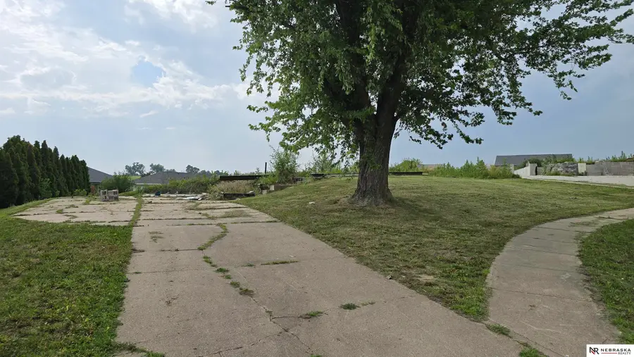 3808 N 215th Circle, Omaha, NE 68022 - Image #3