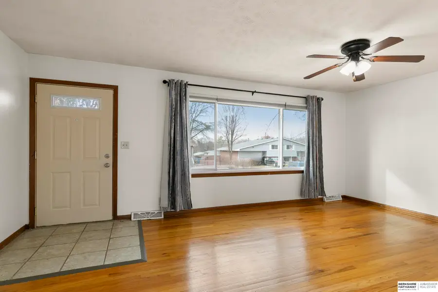 1624 N 73rd Street, Lincoln, NE 68505 - Image #3
