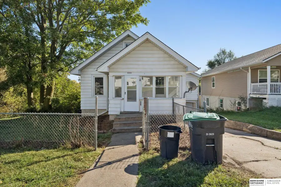 6341 N 37th Street, Omaha, NE 68111 - Image #2