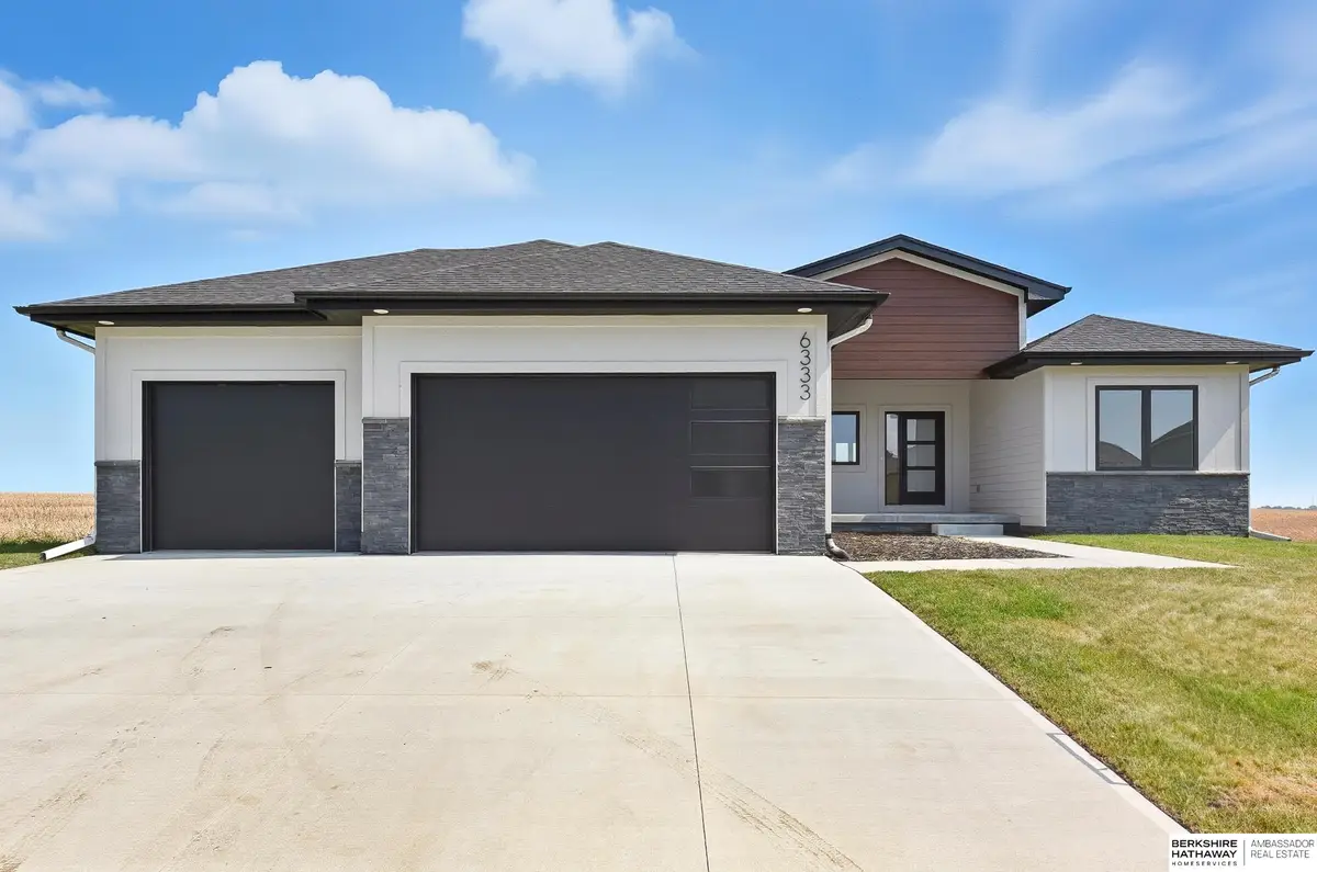 6333 N 207th Street, Elkhorn, NE 68022 - Image #1