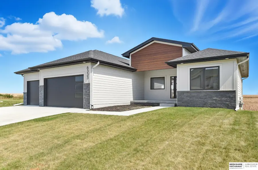 6333 N 207th Street, Elkhorn, NE 68022 - Image #2