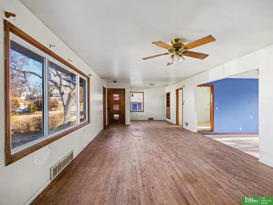 5029 Marinda Street, Omaha, NE 68106 - Image #2