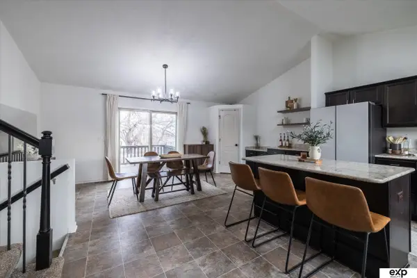 13958 Potter Parkway, Omaha, NE 68142