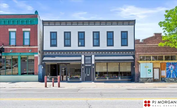 1262 S 13th Street, Omaha, NE 68108