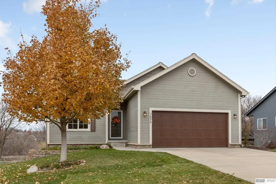 7534 S 101st Street, La Vista, NE 68128 - Image #2
