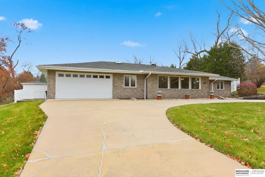 2515 S 105th Avenue, Omaha, NE 68124 - #2