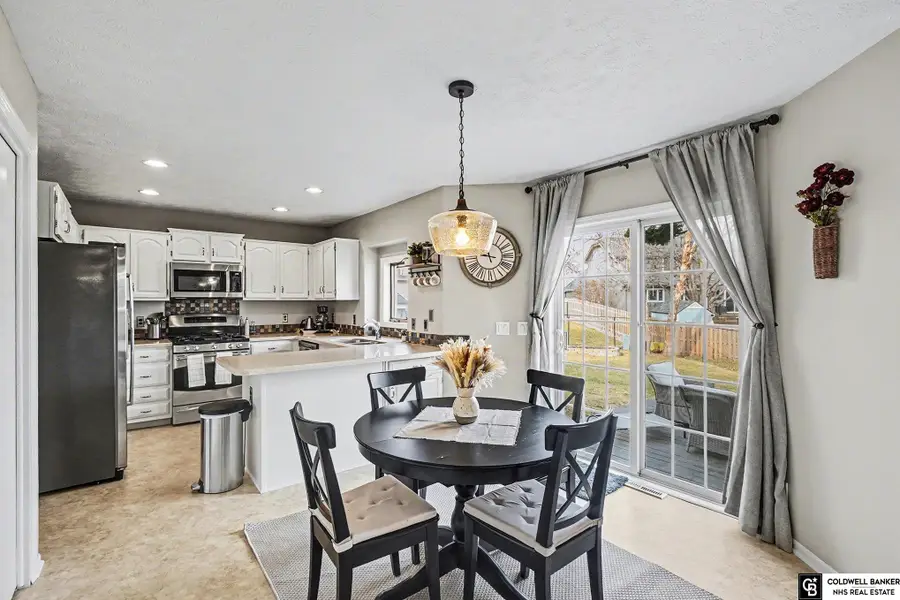4212 Longview Street, Bellevue, NE 68123 - Image #2
