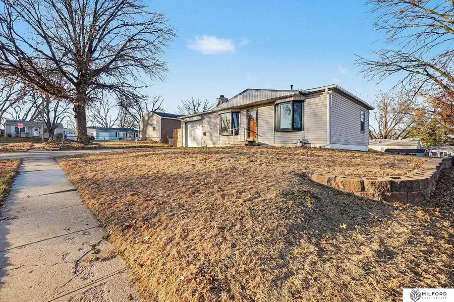 7544 Olive Avenue, La Vista, NE 68128 - Image #3