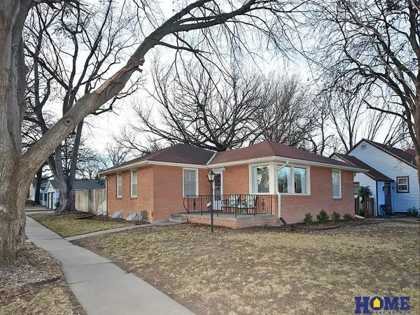 1601 S 37th Street, Lincoln, NE 68506