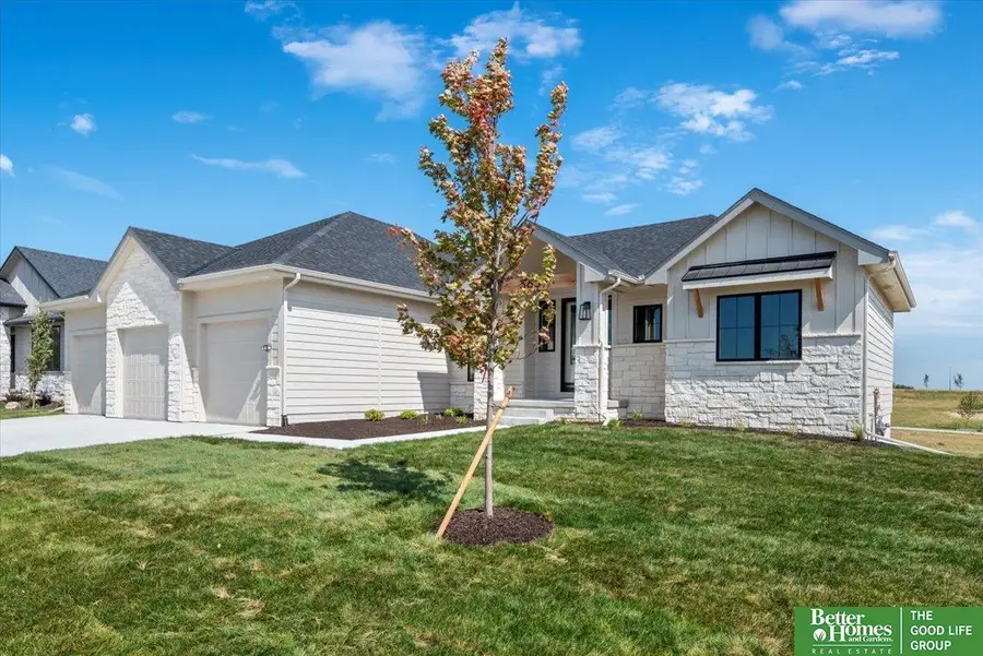 3639 S 218th Avenue, Elkhorn, NE 68022 - Image #3