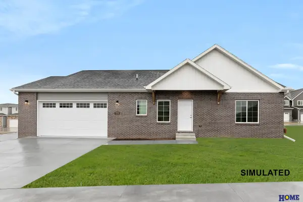 5802 S 94th Street, Lincoln, NE 68526