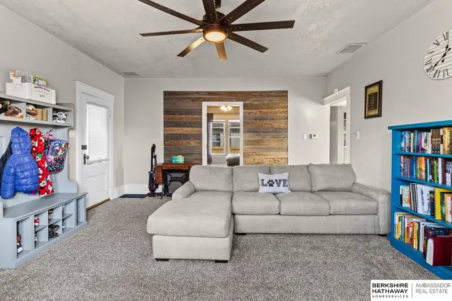 915 W Military Avenue, Fremont, NE 68025 - Image #3