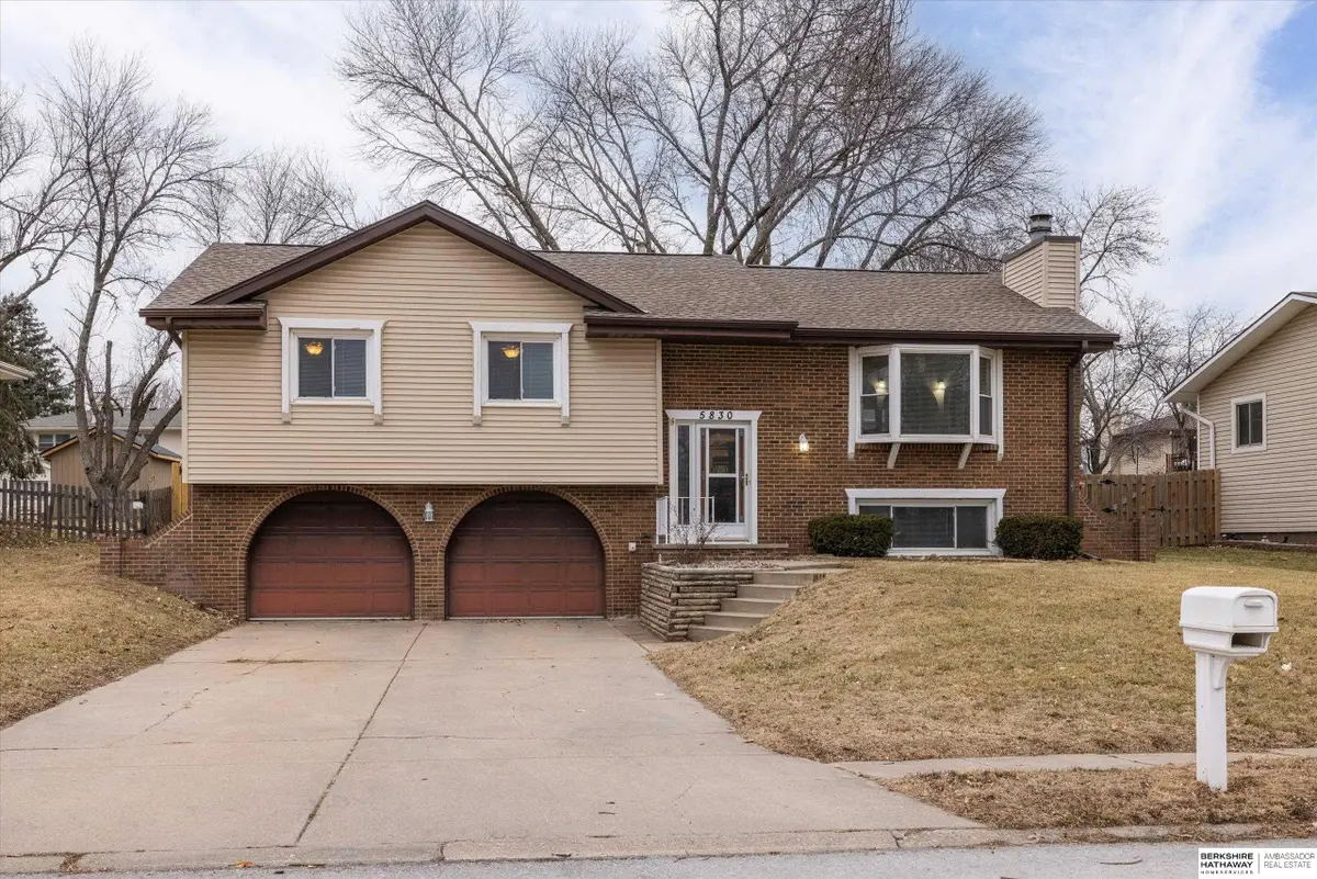 5830 S 152nd Avenue, Omaha, NE 68137 - Image #1