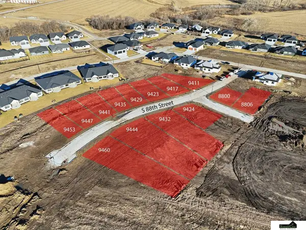 8800 Lady Bug Lane, Lincoln, NE 68526