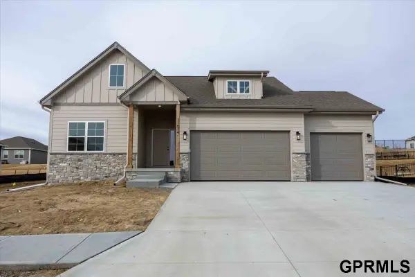 11663 S 125th Street, Papillion, NE 68046