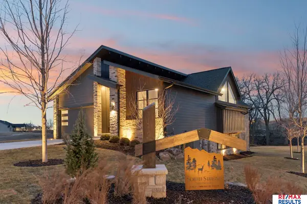 20102 W Street, Omaha, NE 68135