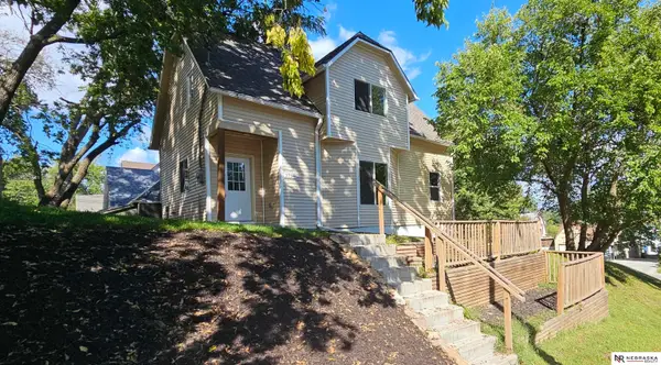 3734 S 23rd Street, Omaha, NE 68107