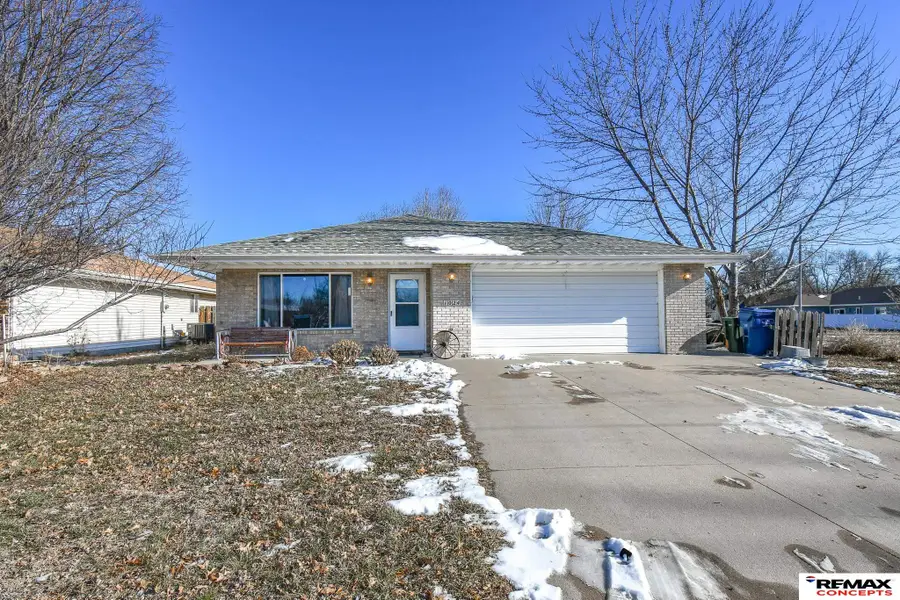 1024 Sycamore Avenue, Crete, NE 68333 - Image #2