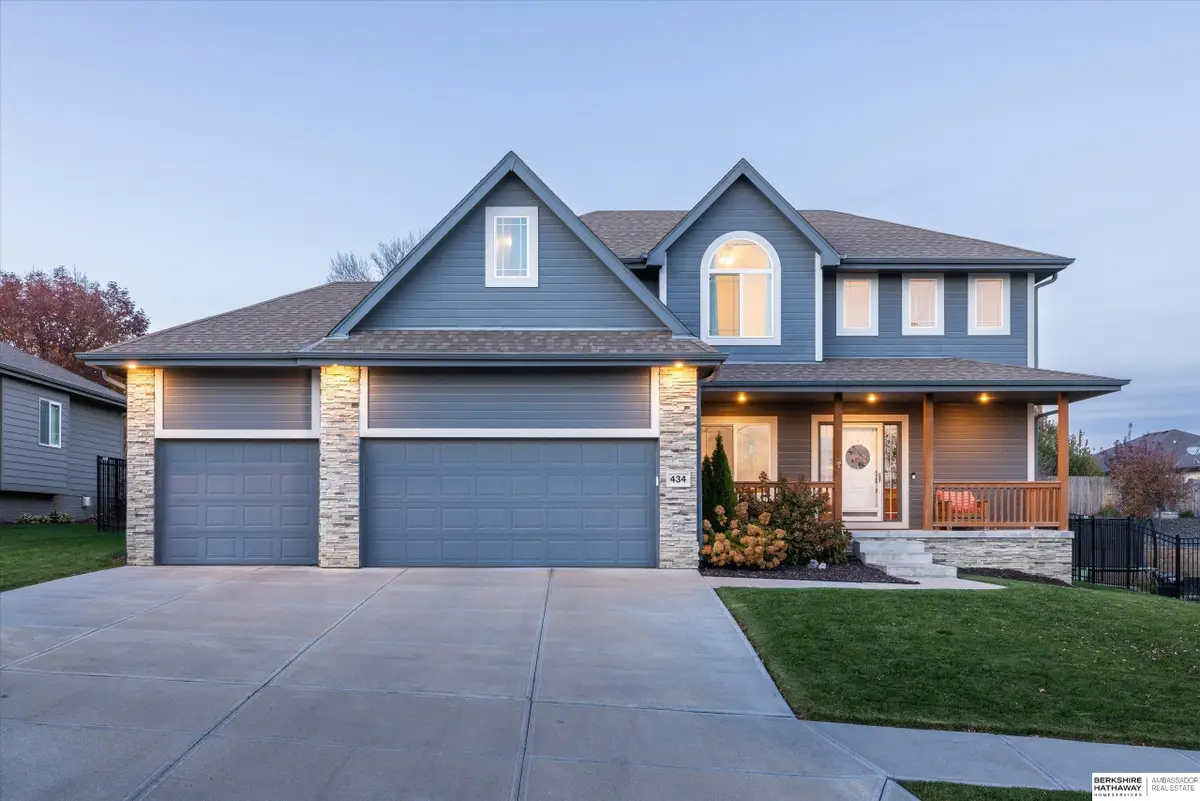 434 Devonshire Drive, Gretna, NE 68028 - Image #1