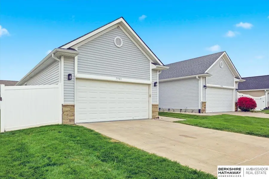 7901 S 24th Street, Bellevue, NE 68147 - Image #3
