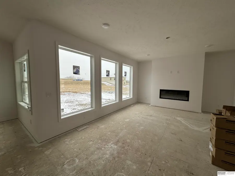 21420 Z Street, Elkhorn, NE 68022 - Image #3