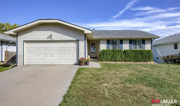 1900 NW 58 Street, Lincoln, NE 68528