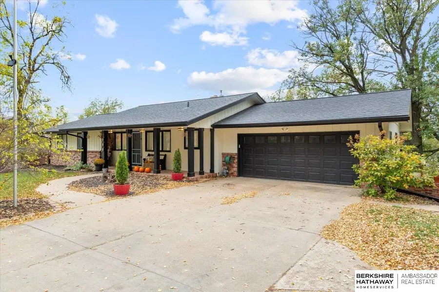 444 Skyline Drive, Elkhorn, NE 68022 - Image #3