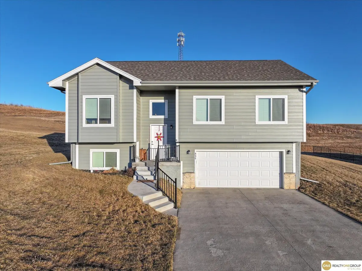 955 Creekside Trail, Woodbine, IA 51579 - #1