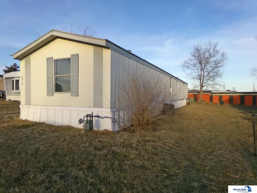 2418 Arapahoe Trail, Beatrice, NE 68310 - Image #2