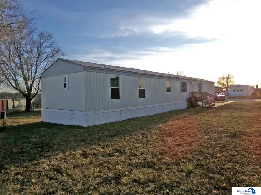 2418 Arapahoe Trail, Beatrice, NE 68310 - Image #3