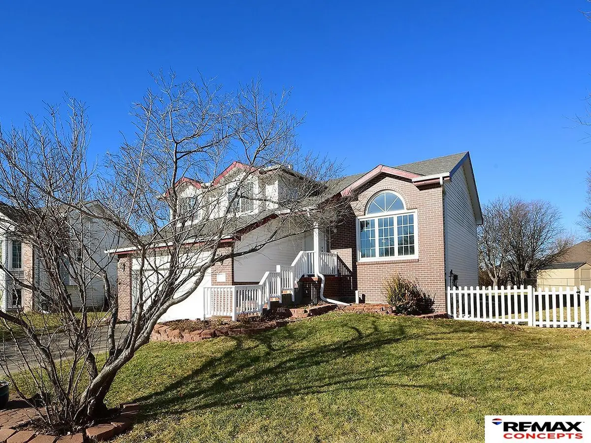 2210 Lynnridge Circle, Lincoln, NE 68521 - Image #1