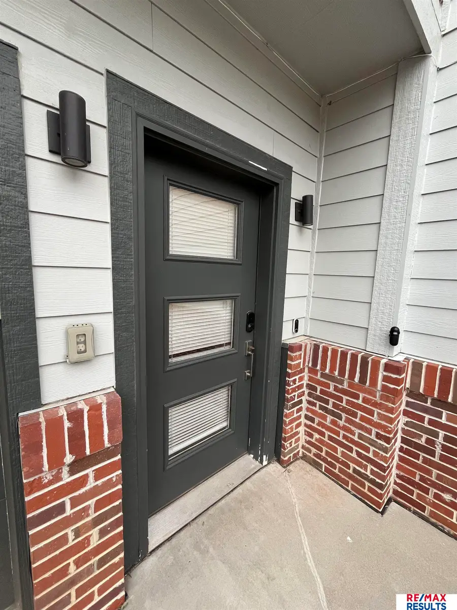 3109 Mayberry Plaza, Omaha, NE 68105 - Image #2
