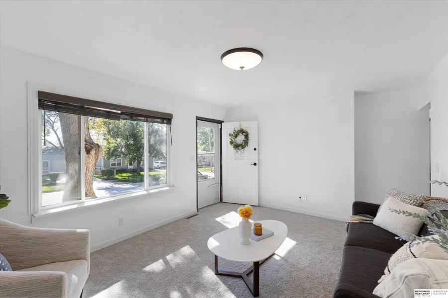 7324 Frederick Avenue, La Vista, NE 68128 - Image #2