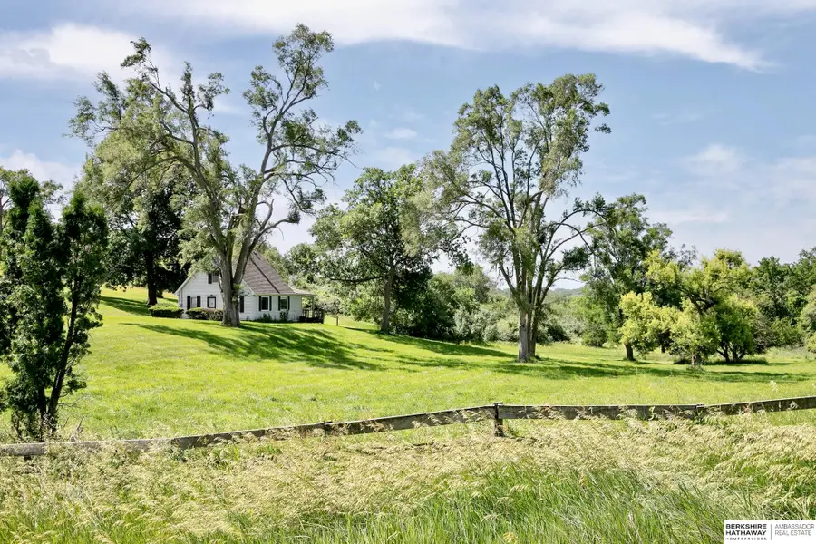 6523 Stones Throw Drive, Omaha, NE 68152 - Image #3