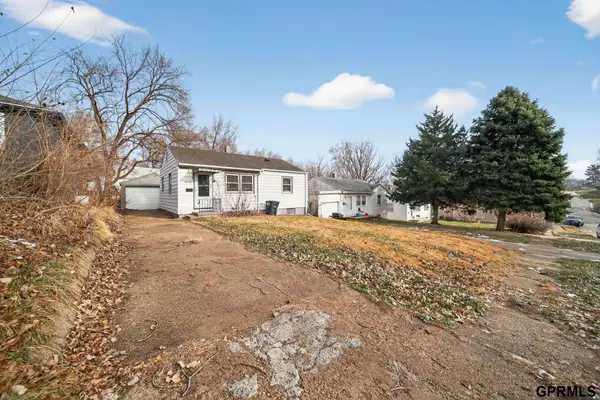 4030 Browne Street, Omaha, NE 68111