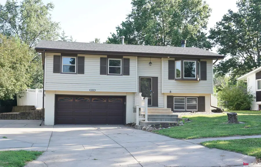 2521 County Down Court, Lincoln, NE 68512 - Image #2
