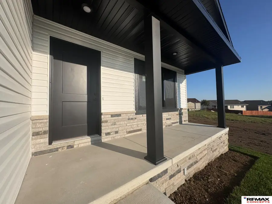 4324 Woodside Village Drive, Lincoln, NE 68528 - #2