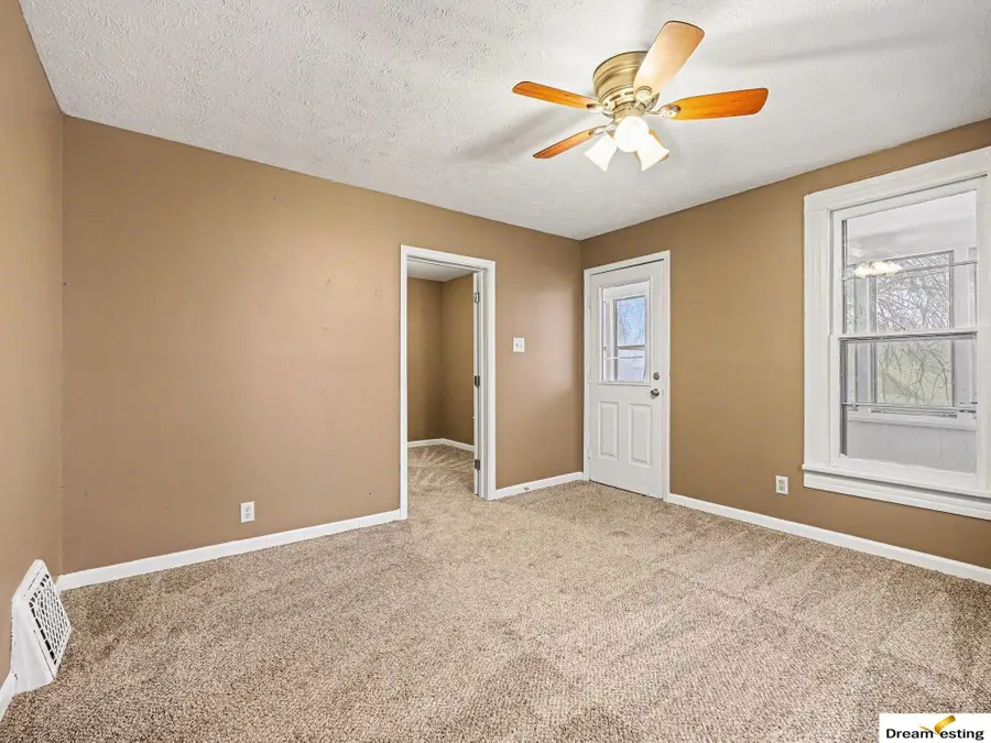 5124 S 23rd Street, Omaha, NE 68107 - #3