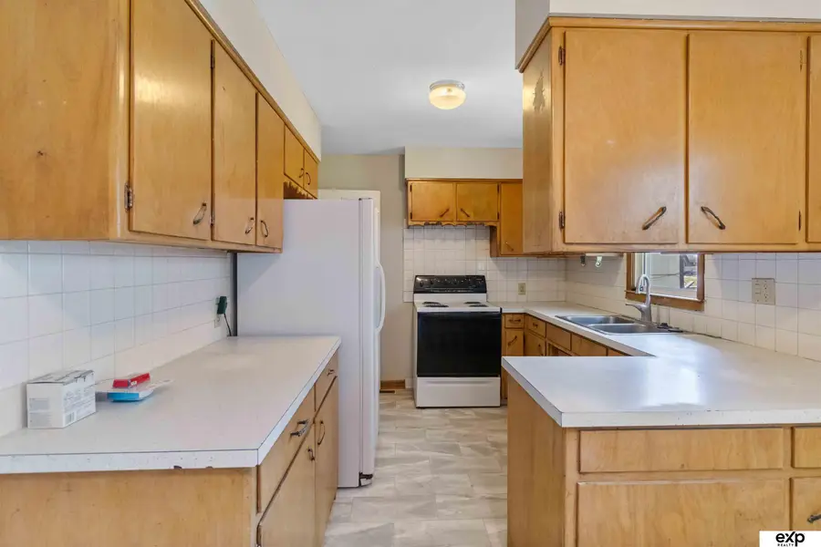 5517 Pioneers Boulevard, Lincoln, NE 68516 - Image #3