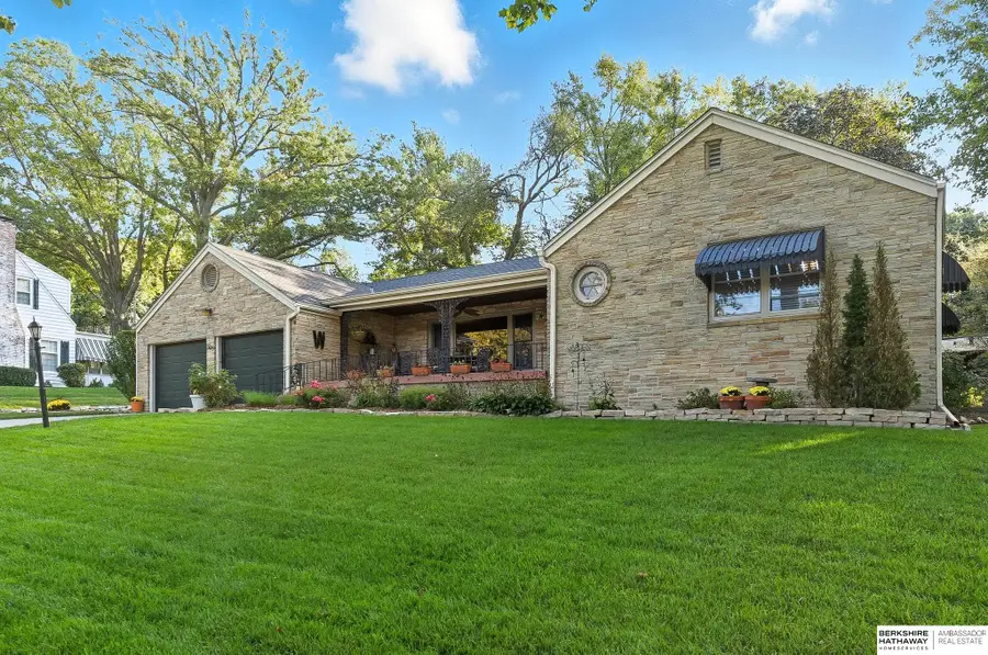 305 S 68th Street, Omaha, NE 68132 - Image #3