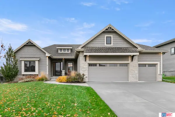 11418 S 116th Street, Papillion, NE 68046