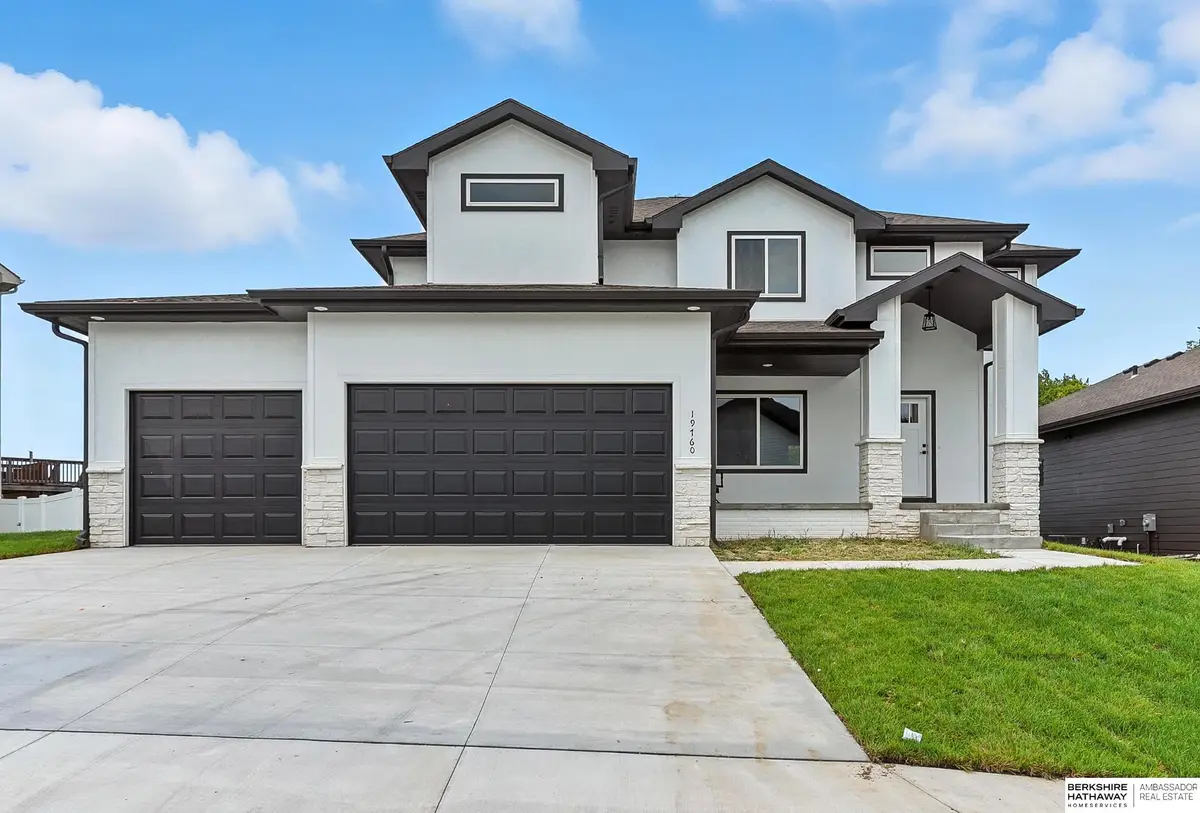 19760 Briar Street, Gretna, NE 68028 - Image #1