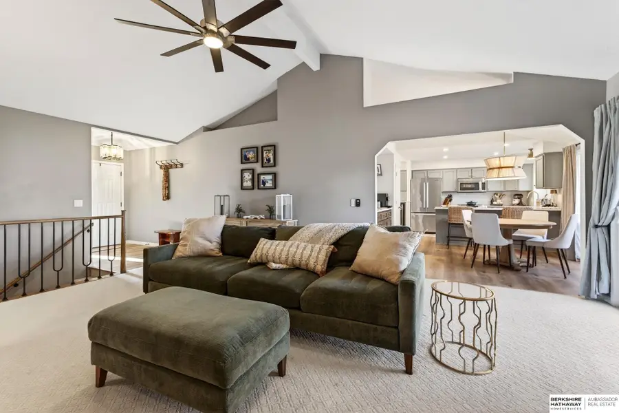 7021 Michelle Avenue, La Vista, NE 68128 - #2