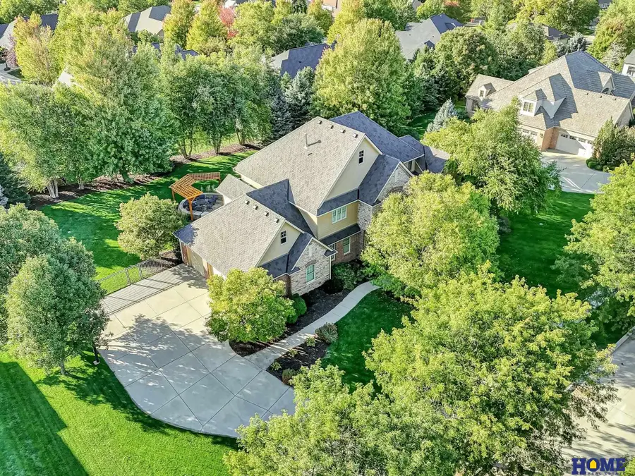 6521 Winding Ridge Court, Lincoln, NE 68512 - Image #2