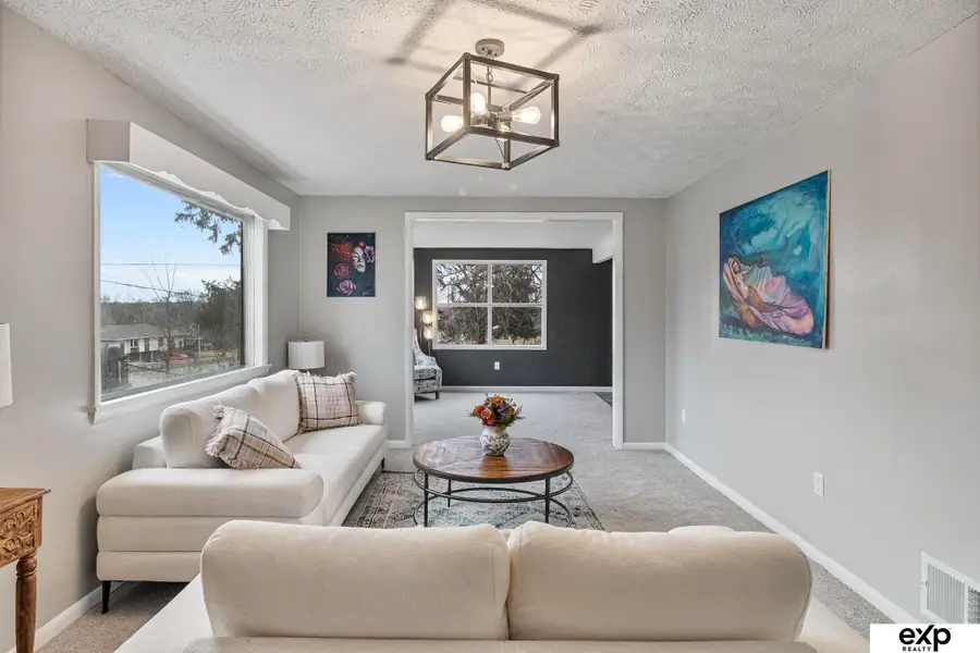 9635 Maple Street, Omaha, NE 68134 - Image #2