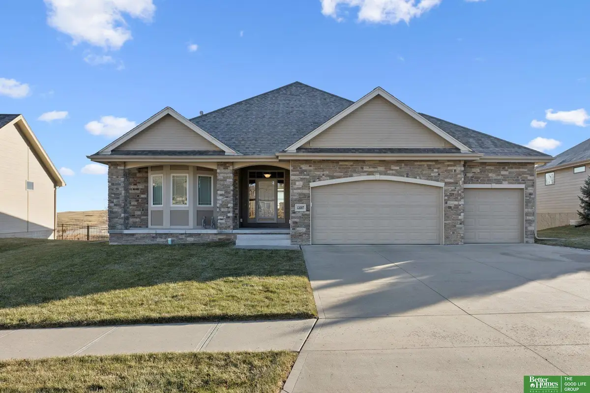 12007 Pintail Drive, Papillion, NE 68046 - Image #1