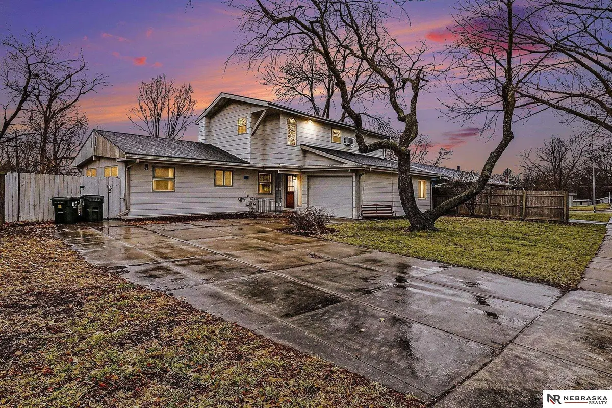 729 E Eldora Lane, Lincoln, NE 68505 - Image #1