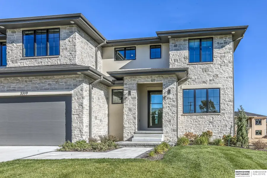 3319 S 212th Avenue, Elkhorn, NE 68022 - Image #3